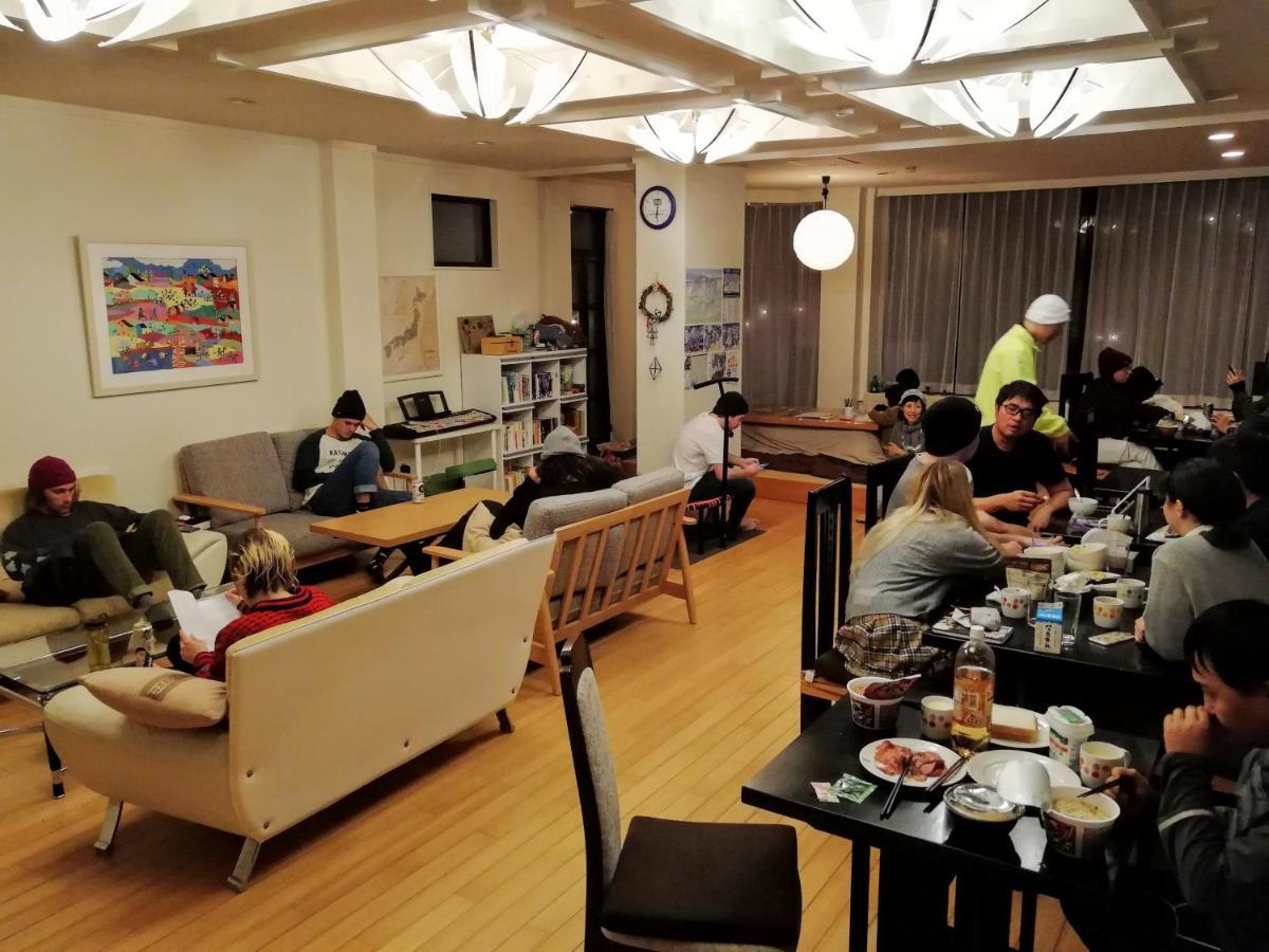 K'S House Hakuba Alps - Travelers Hostel Buitenkant foto